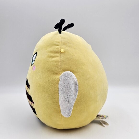 Squishmallows Sunny The Bumblebee Plush Toy Valentine Hearts Yellow Kelly Toy 8" - Picture 4 of 7